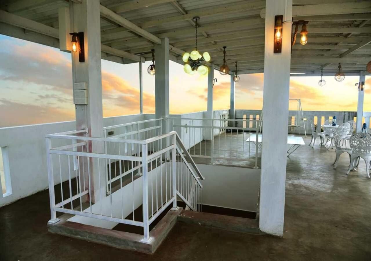 Sunset Sands Hikkaduwa Exterior photo