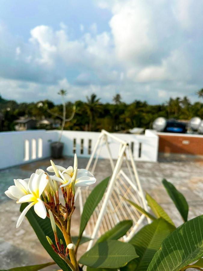 Sunset Sands Hikkaduwa Exterior photo