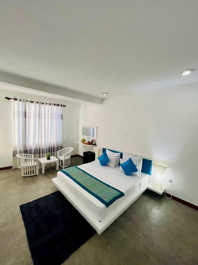 Sunset Sands Hikkaduwa Exterior photo
