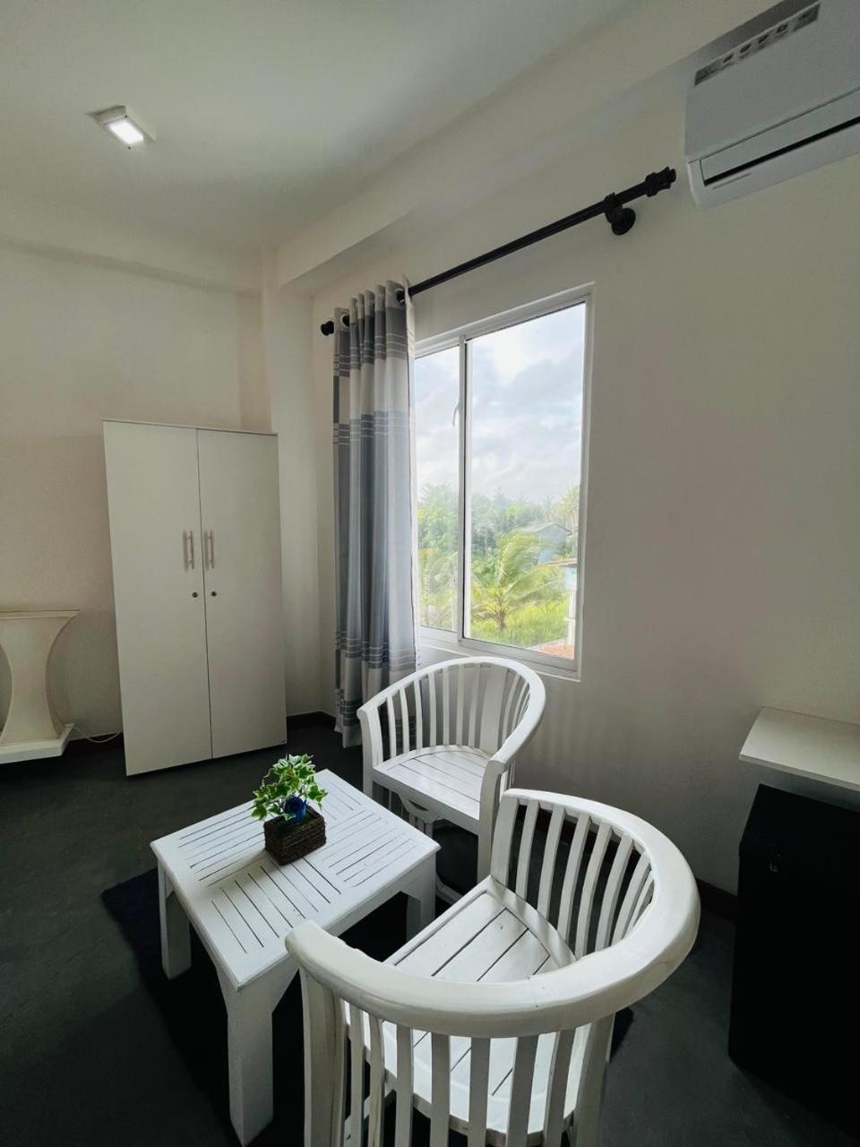 Sunset Sands Hikkaduwa Exterior photo